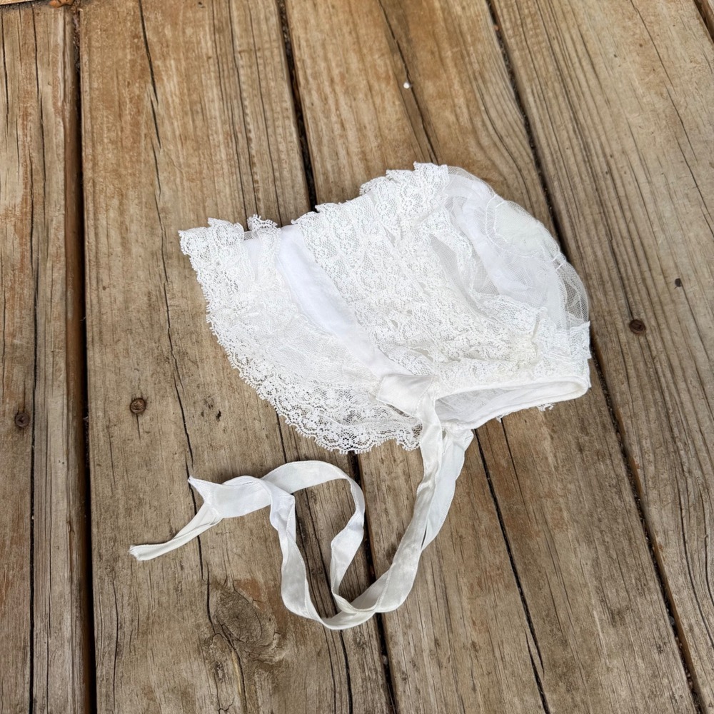 Vintage Lace Bonnet Baby White Tiered Ruffle Ribbon Tie Baptism Christening